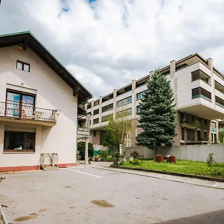 بيت للعطل Pi House *