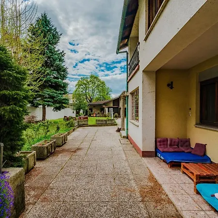 Pi House * Lublaň