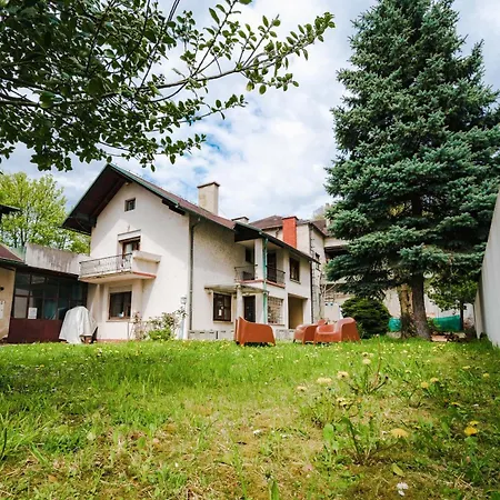 Pi House * Lublaň