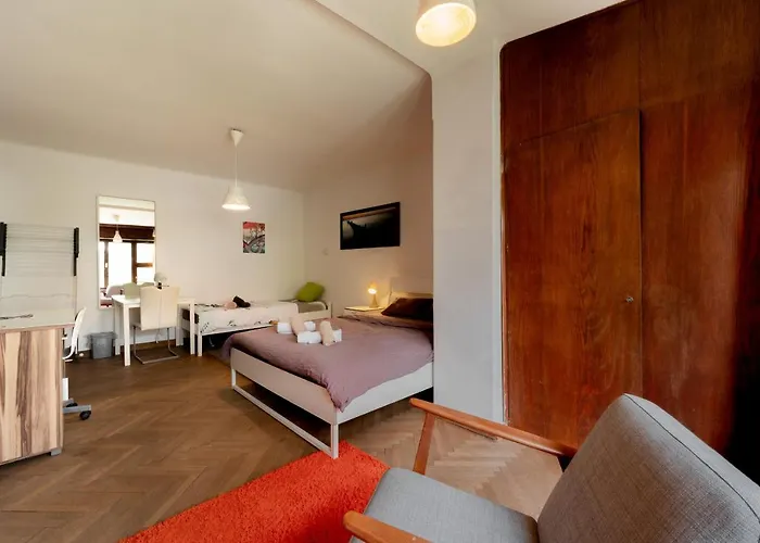 Vikendica Pi House *