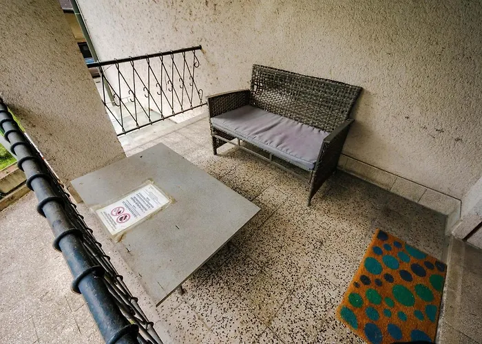 Vikendica Pi House *