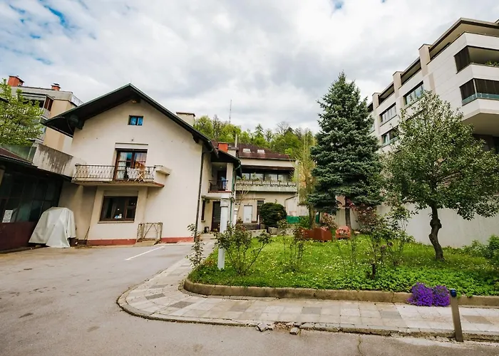 Pi House * Ljubljana